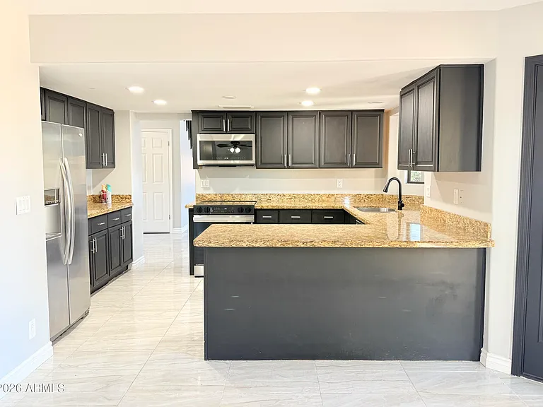 1406 E Tierra Buena Ln — Photo 14