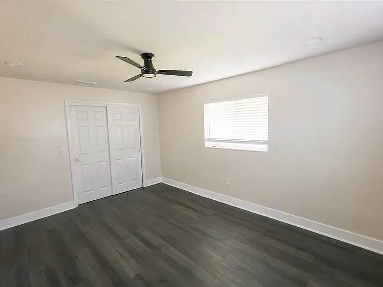 1500 Laurel Cir — Photo 10