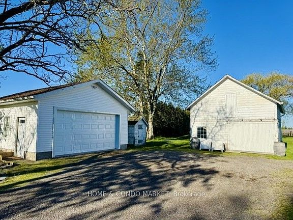 4th image of 15450 Niagara River Pkwy
