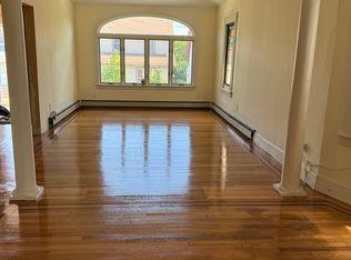 31 6th Ave, Clifton, NJ 07011