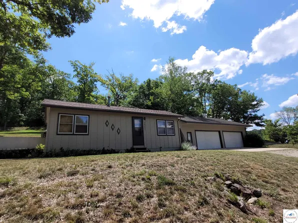 29537 Waters Edge Rd, Lincoln, MO 65338