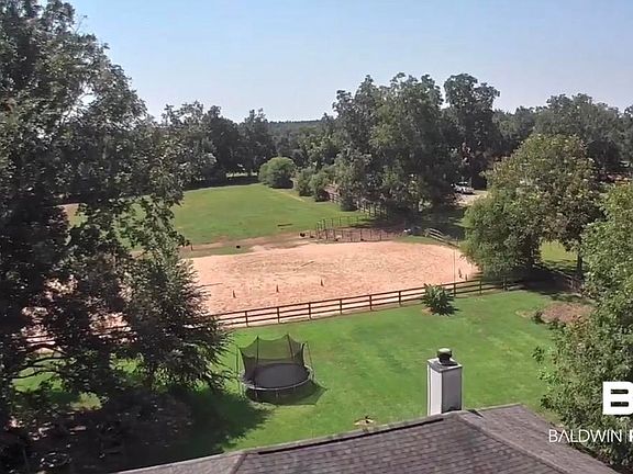 4th image of 11882 Fieldcrest Ln