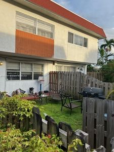 1560 NE 151st St APT 102, Miami, FL, 33162