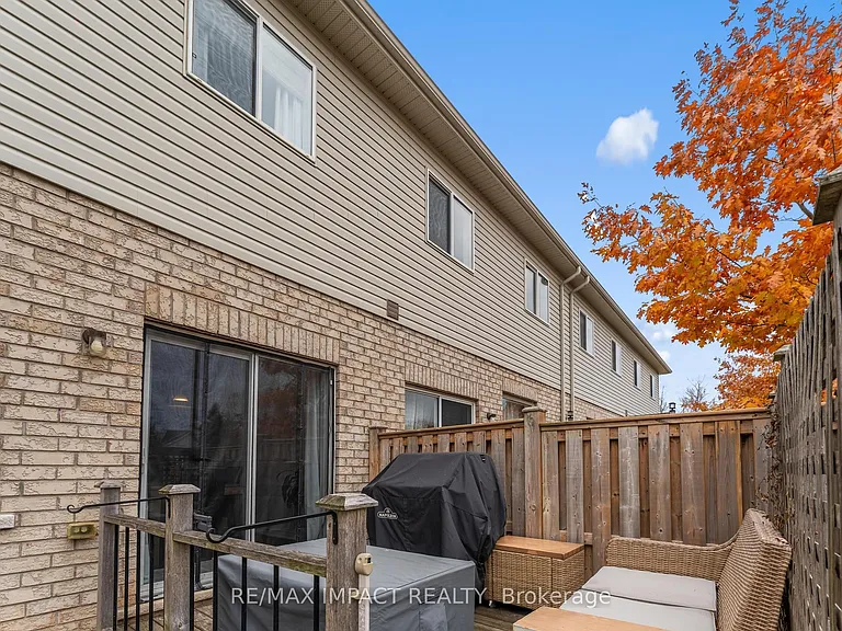 5084 Alyssa Dr — Photo 42