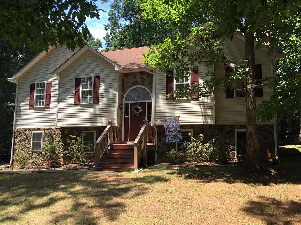1st image of 2733 Timberwood Ln