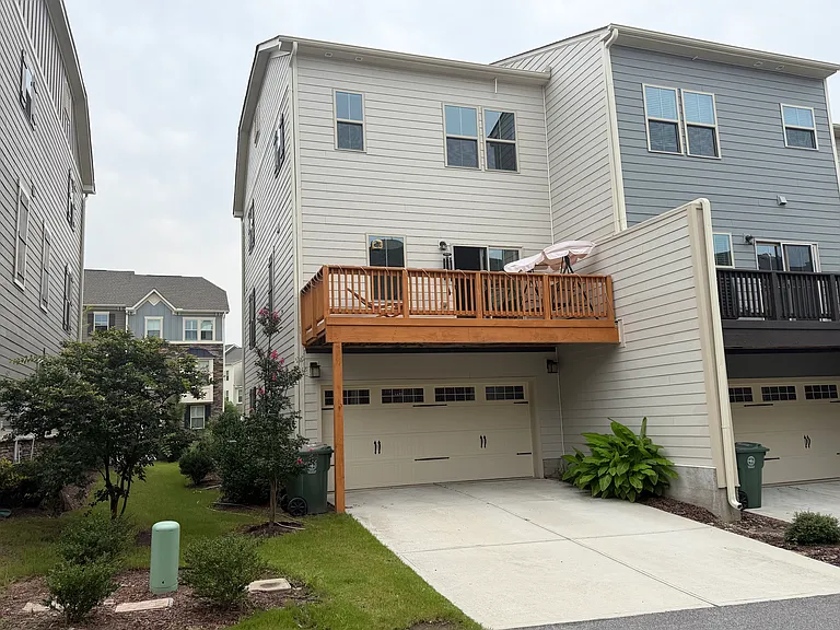 211 Timber Forest Ln — Photo 26