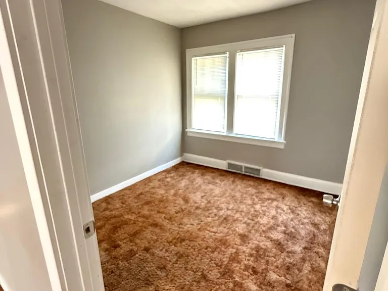 3630 Logan Ave N — Photo 4