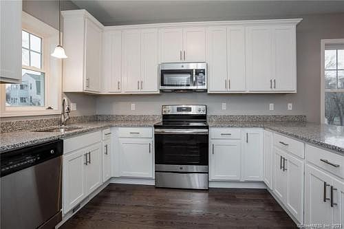 4th image of 35 Ringgold St Unit 206