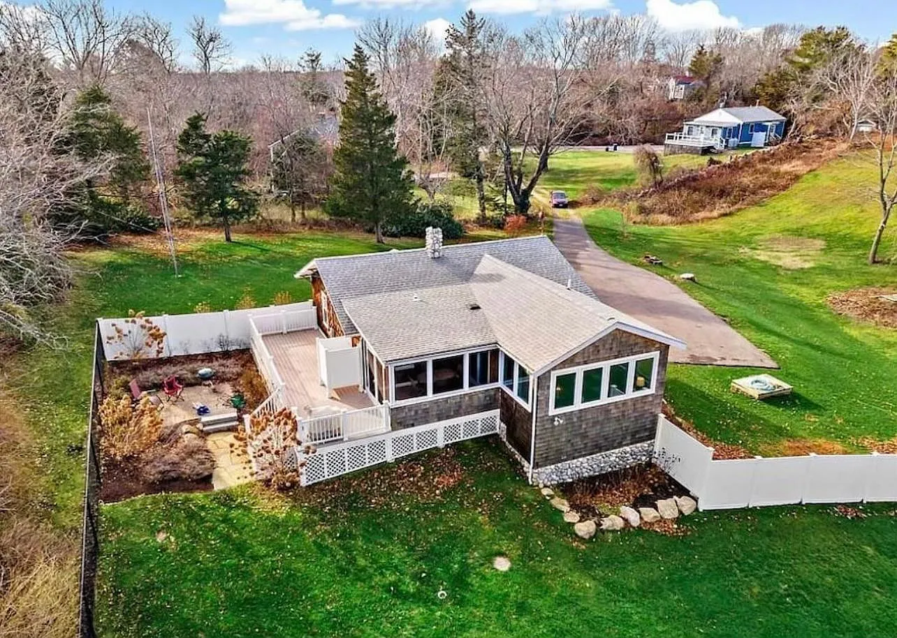 488 Succotash Rd — Photo 4