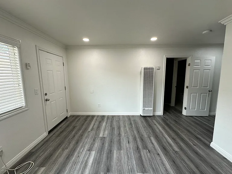 1333 W Stoneridge Ct #2 — Photo 4