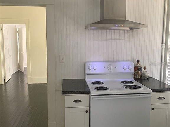 2nd image of 210 W Wisconsin Ave APT C