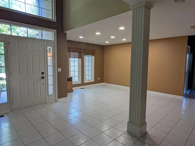 19691 Windridge Dr — Photo 34