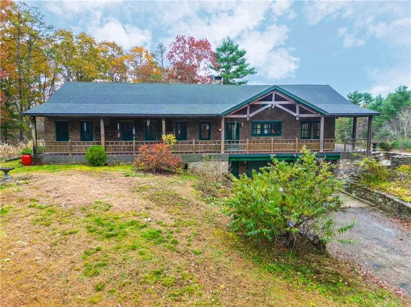 5800 Flat River Rd, Coventry, RI 02827