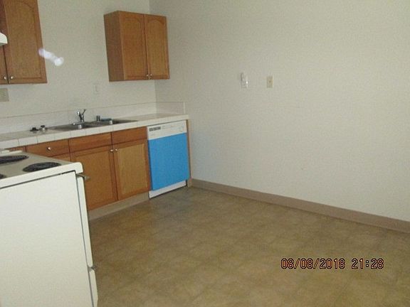 2nd image of 2620 N Half Moon Dr