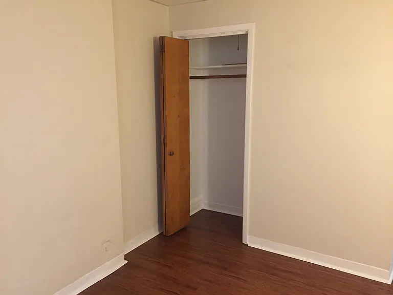 3207 Clarence Ave #B3 — Photo 12