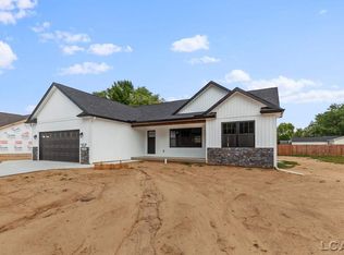3269 Pender, Adrian, MI 49221
