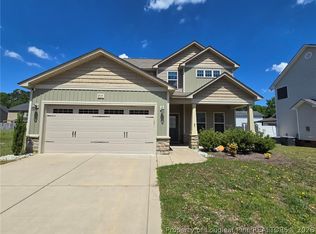 1735 Cherry Point Dr, Fayetteville, NC 28306