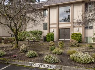 8373 Zircon Dr SW #B-32, Tacoma, WA 98498