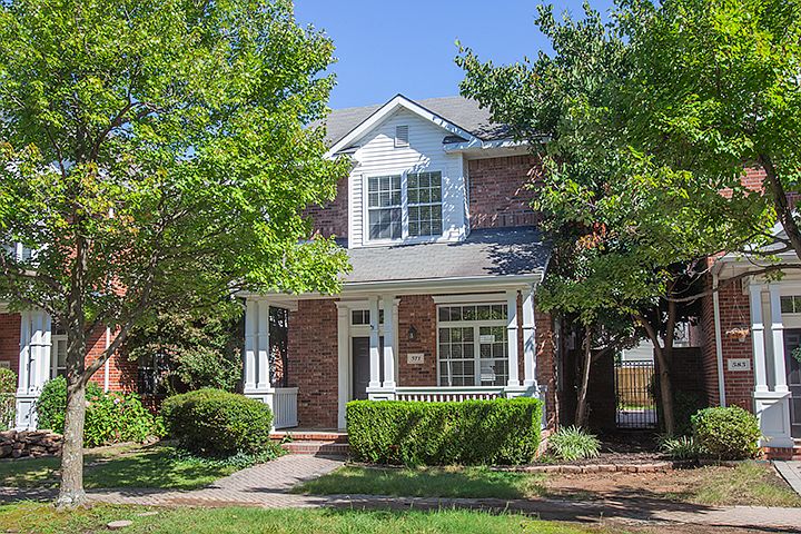 1st image of 571 Founders Park Dr E