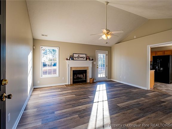 5th image of 123 Dolores Ct