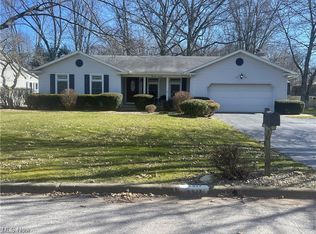 5517 Tracy Dr, Youngstown, OH 44512