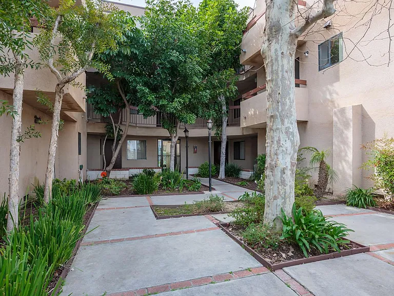 5328 Harmony Ave #201 — Photo 18