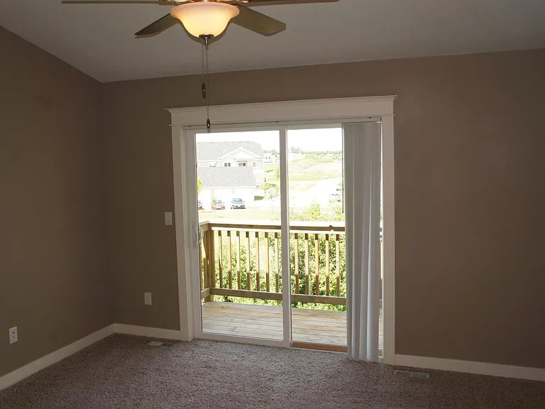 4412 NE Sherman Ln — Photo 11