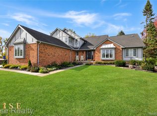 69075 Brookhill Dr, Romeo, MI 48065