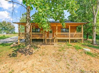 6269 Newton Stewart Rd, Taswell, IN 47175
