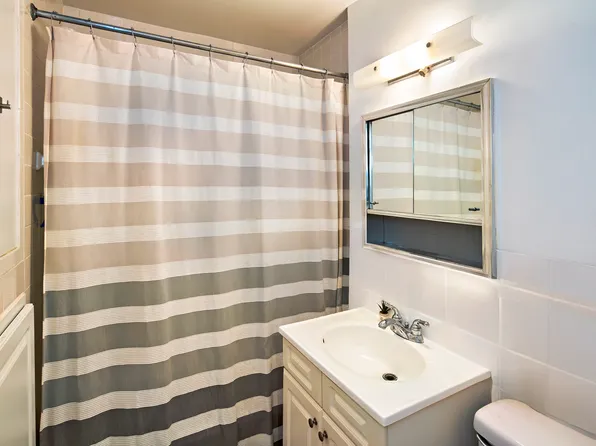 305 East 40th Street image 9 of 13