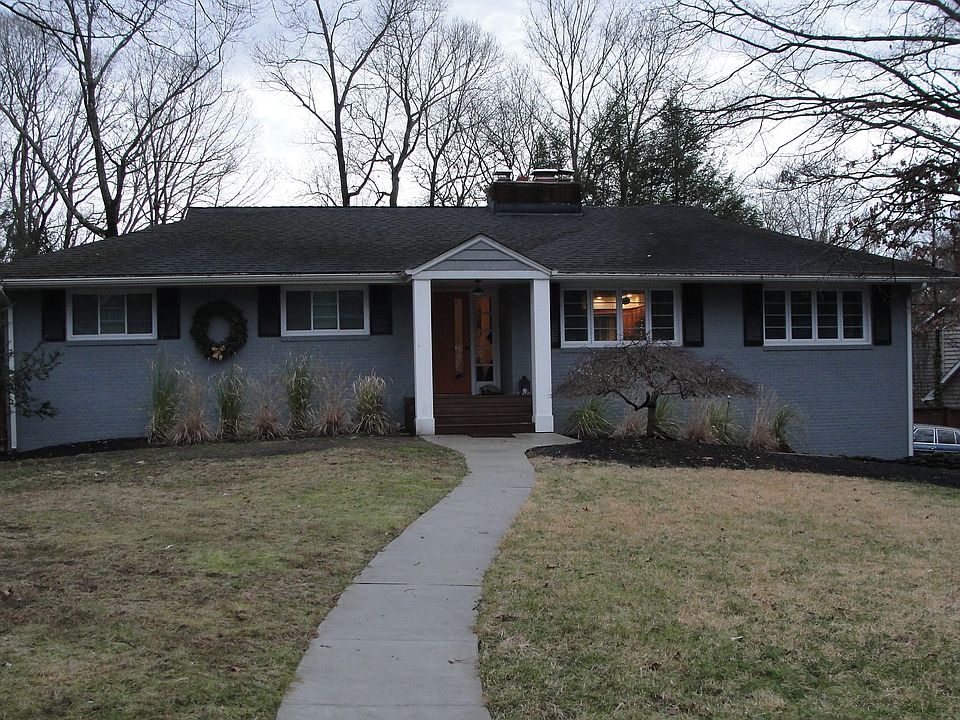 1st image of 709 Laurel Ln