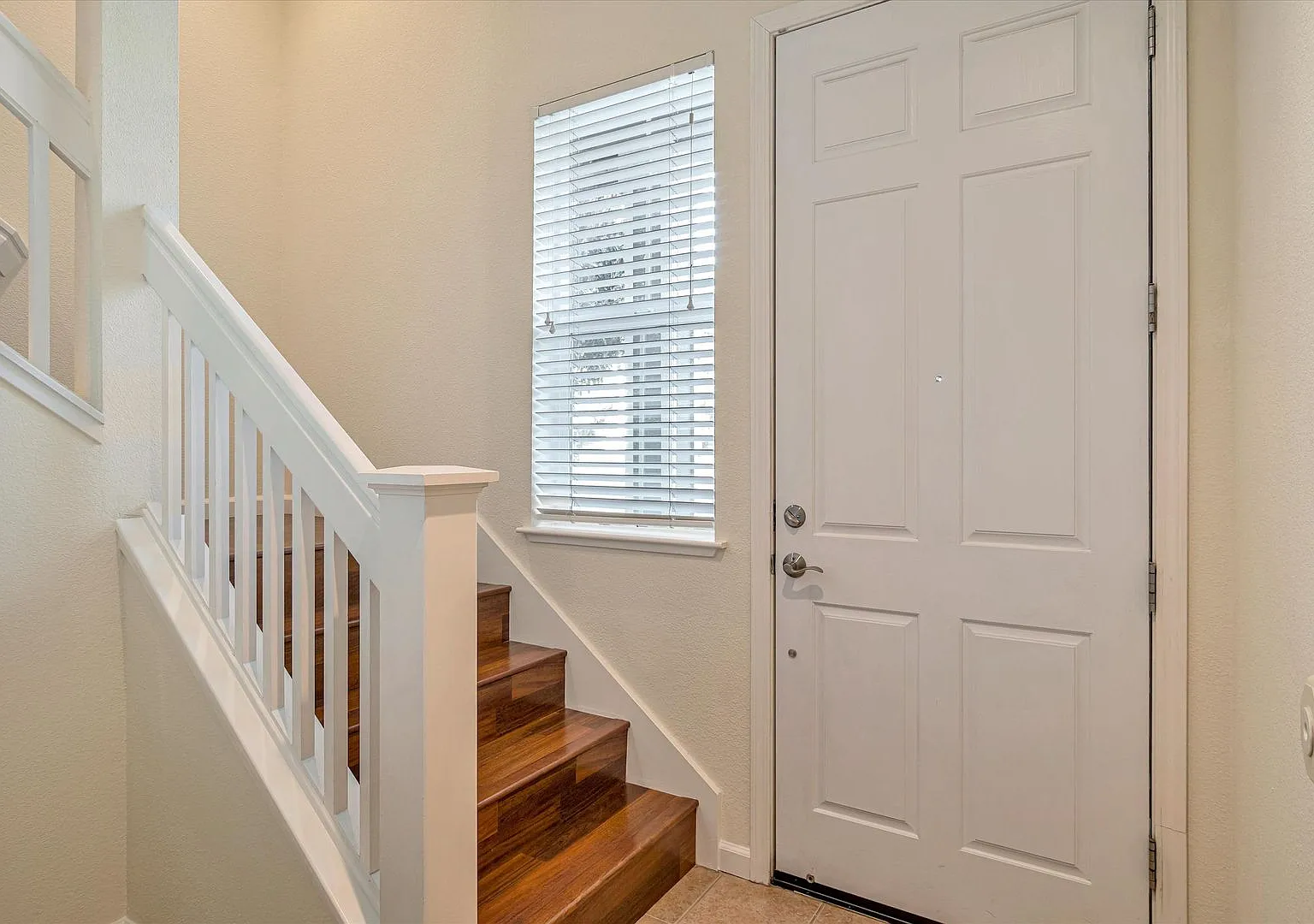 Beautiful 3-Bed, 3-Bath Home in Prime Sunnyvale Location! — Photo 4