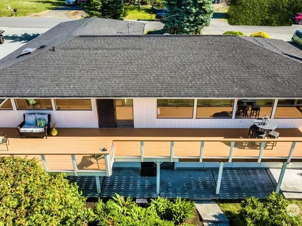451 N Marine View Place, Camano Island, WA 98282