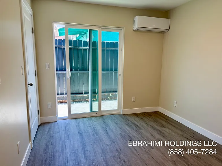 2976 National Ave #4 — Photo 4