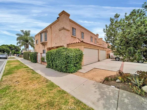 452 Chatsworth Dr, San Fernando, CA 91340