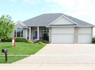 2235 Timber Creek Dr, Marion, IA 52302