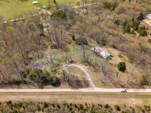 171 Private Road 63-83, Thayer, MO 65791