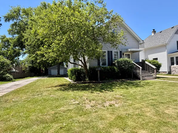 1706 Monroe St, La Porte, IN 46350