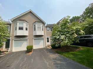 402 Green Mountain Rd, Mahwah, NJ 07430