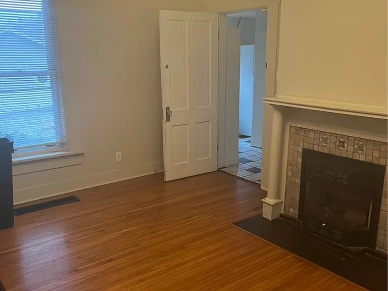 386 E Northwood Ave — Photo 30