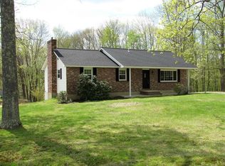 39 Rice Corner Rd, Brookfield, MA 01506