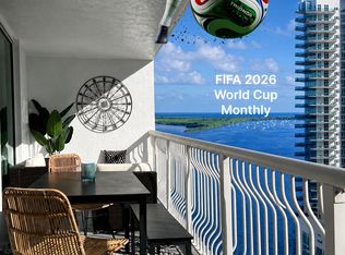 1200 Brickell Bay Dr #32, Miami, FL 33131