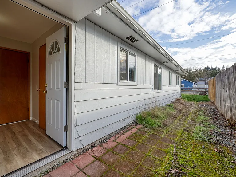 503 N 5th Ave SW — Photo 21