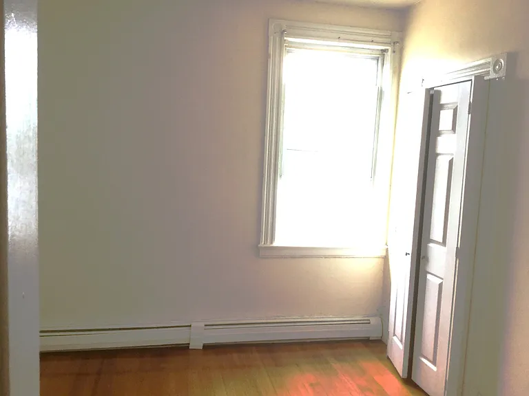 15 Penn St #3 — Photo 8