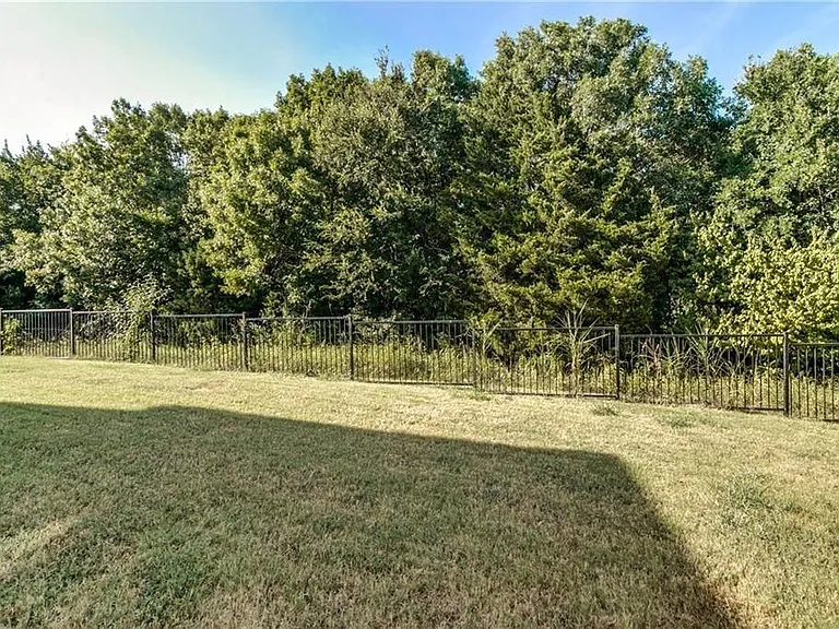 1805 Cartman Rd — Photo 10