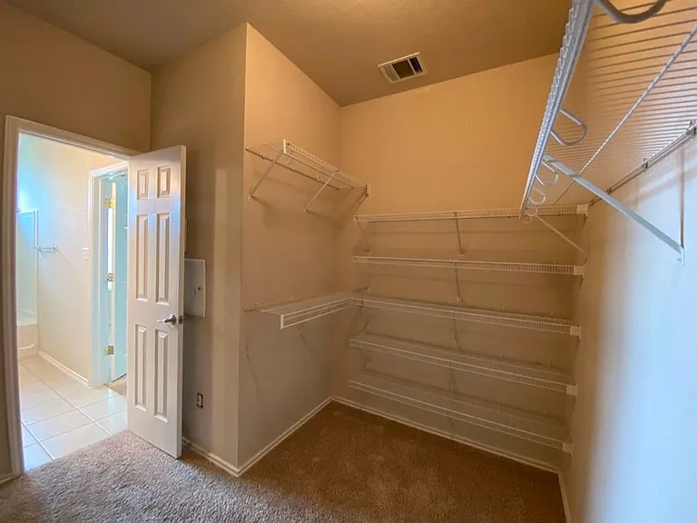 207 Brown St — Photo 17