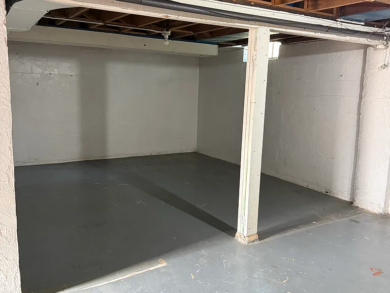310 Washington Blvd — Photo 9