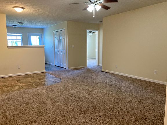 3rd image of 1439 W Daniel Dr #1439