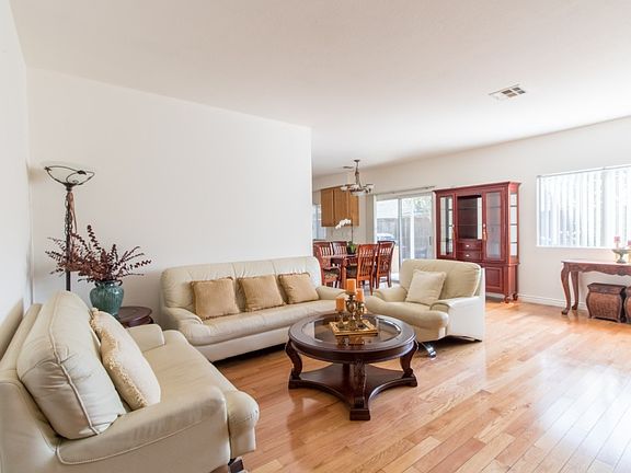 3rd image of 14534 Village Way Dr