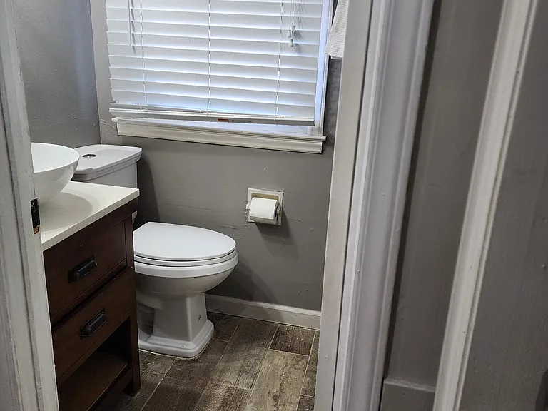 301 Red Roan Pl — Photo 38